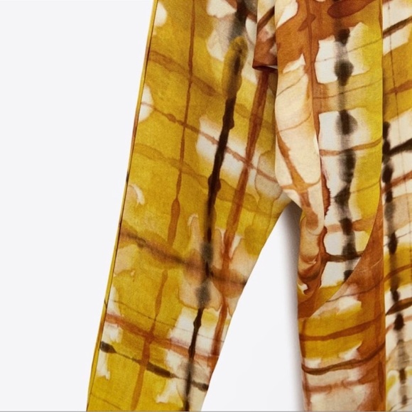 Blogger Favorite Zara Printed Midi Dress Size Medium - Picture 14 of 16